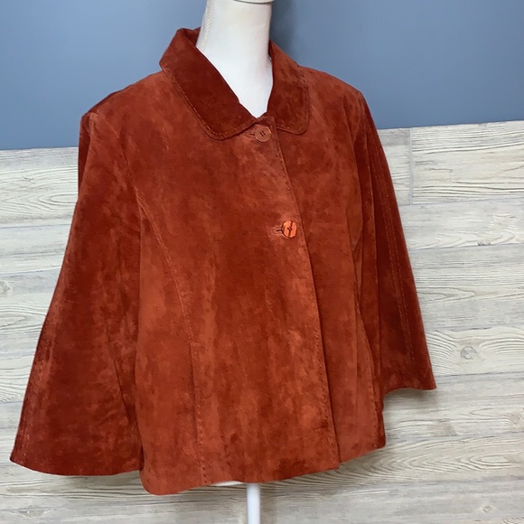 Gorgeous burnt orange 2 button swing cropped suede jacket - Picture 4 of 12